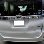 ヴォクシー　HV　鈑金修理